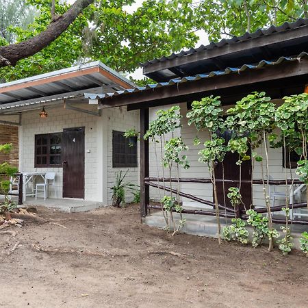 Breeze Bungalows Ko Lanta Esterno foto