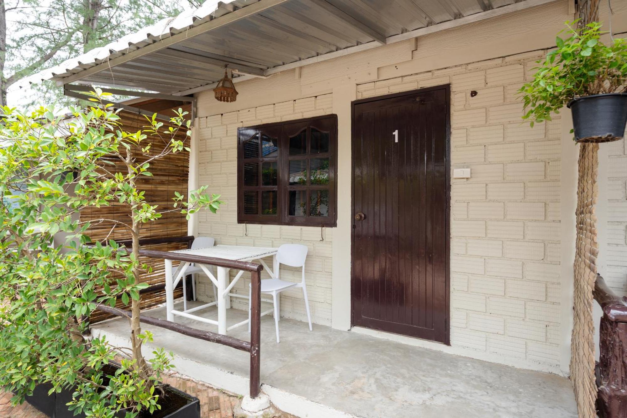 Breeze Bungalows Ko Lanta Esterno foto